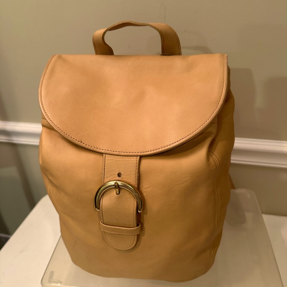 COACH vintage backpack very gently worn with code on the inside flap.